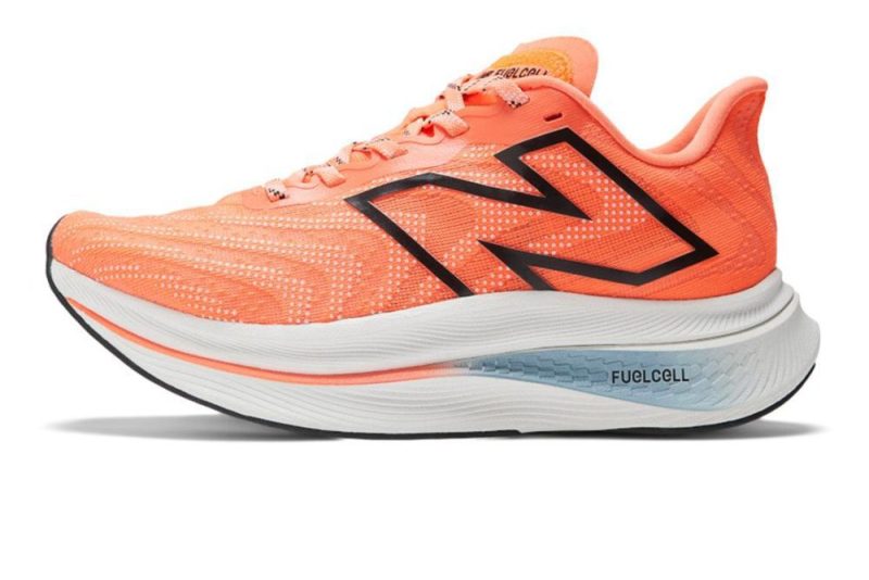 new balance fuelcell supercomp trainer v2 women s neon dragonfly shoes irun singapore 1