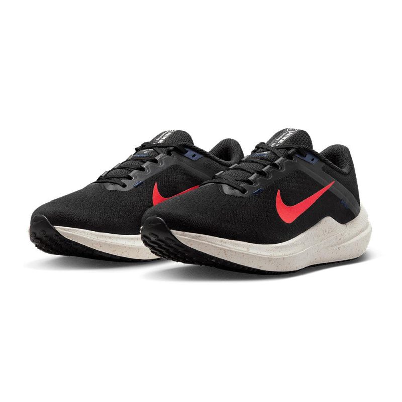 nike air winflo 10 men s black or bright crimson shoes irun singapore 2